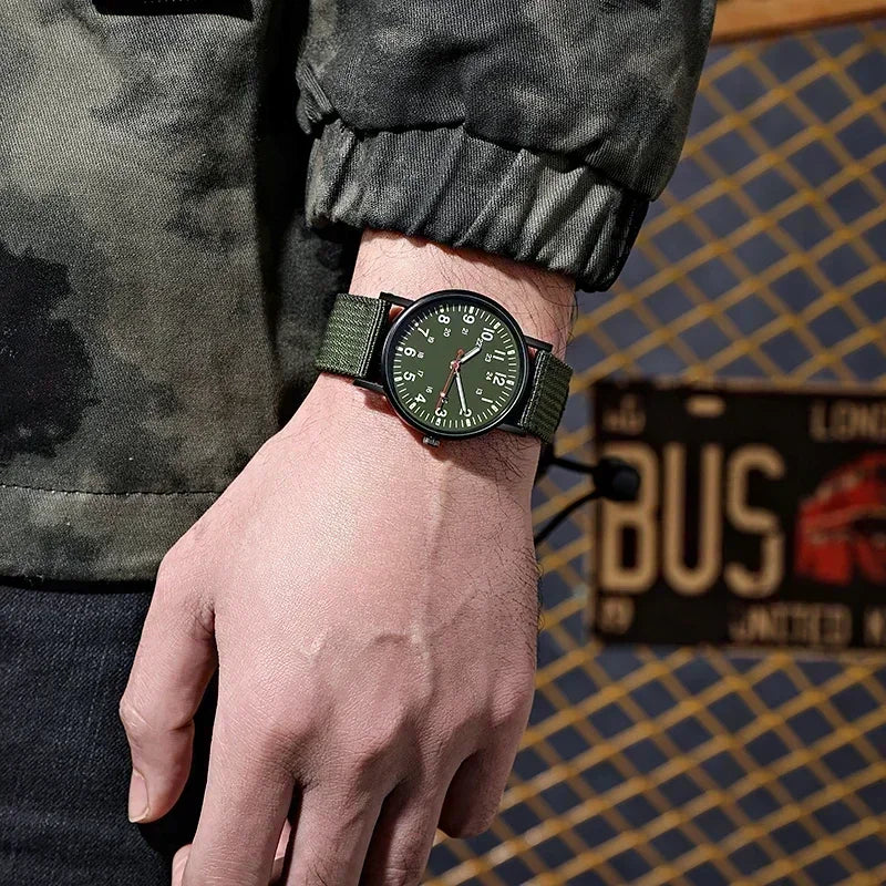 Relógio Militar Masculino – Estilo Exército, Resistente e Funcional